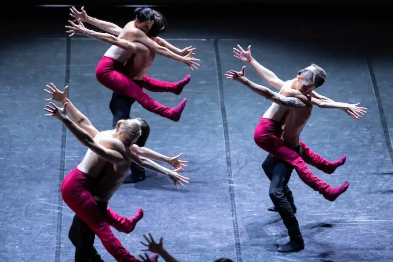 Ballett "Serenade. Carmina Burana". Foto: Kristaps Kalns