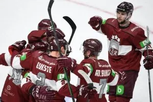 Lettland – Finnland. Eishockey-Testspiel